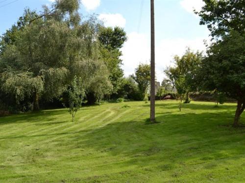 Bed and Breakfast Repos Sous Les Arbres Kergrist-Moelou Exteriér fotografie